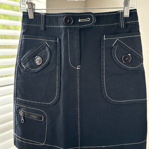 Black Contrast-Stitch Midi Skirt with Utility Pockets